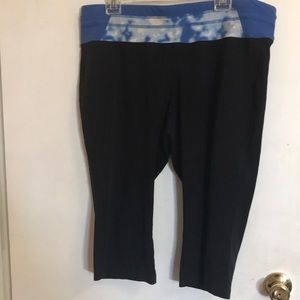 18/20 Women’s Plus Capri Activewear Elastic Waist Black and Blue Lounge Pants